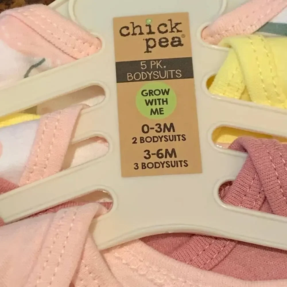 NWT Chick Pea 5 Piece Baby Grow With Me Bodysuits - Sizes 0/3-3/6 months